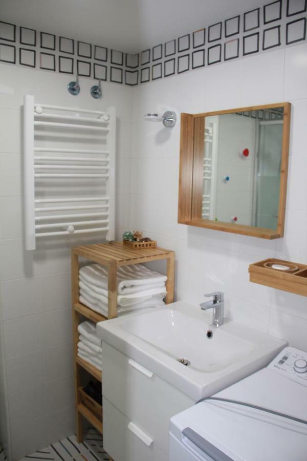 La Vela Blanca Apartment Roses Exterior photo